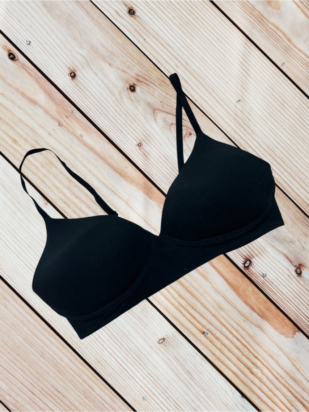 Aerie 38C super chill black wireless bra